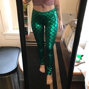 Emerald green mermaid leggings